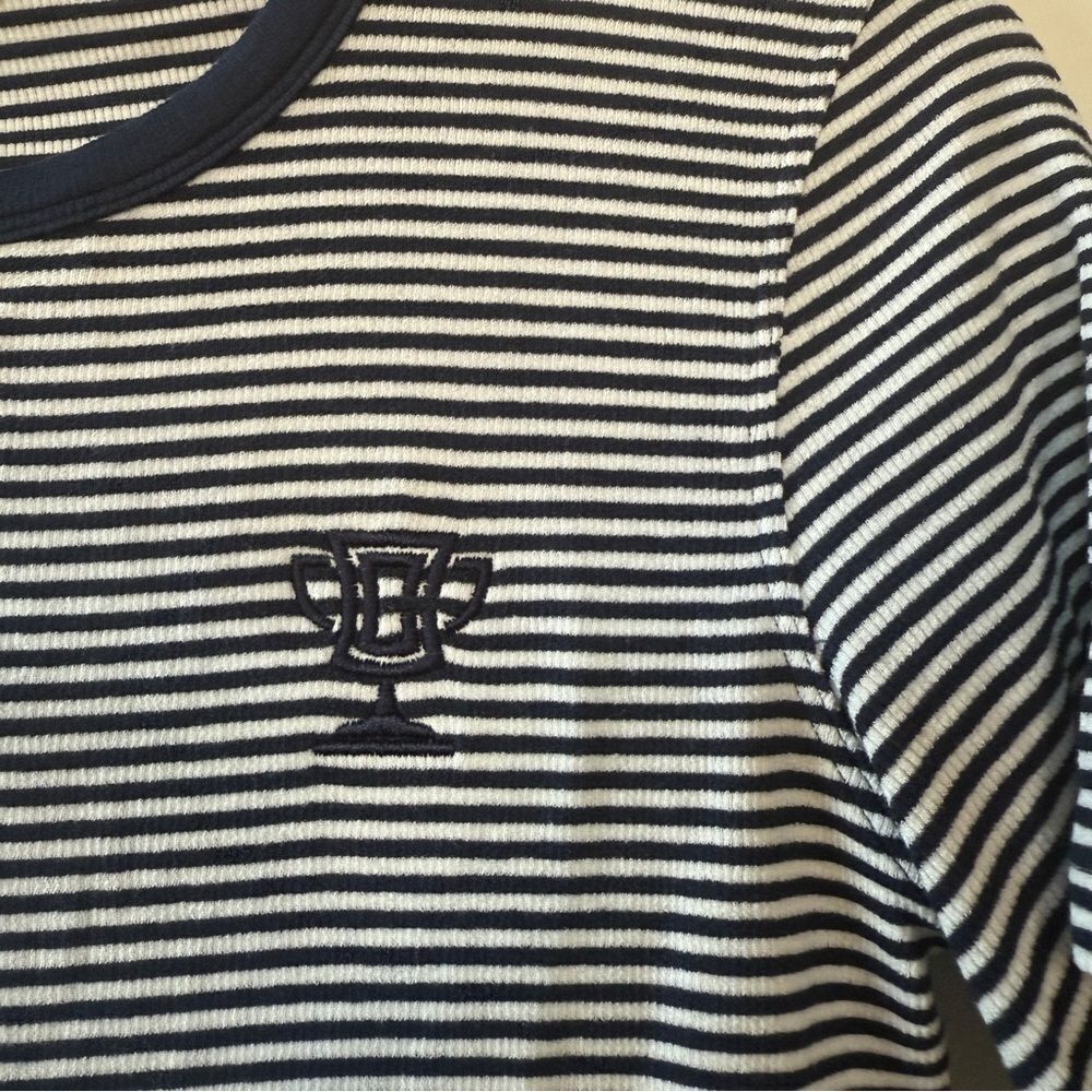 Lululemon Hold Tight Short-Sleeve Striped Shirt with added embroidery - Picture 4 of 10